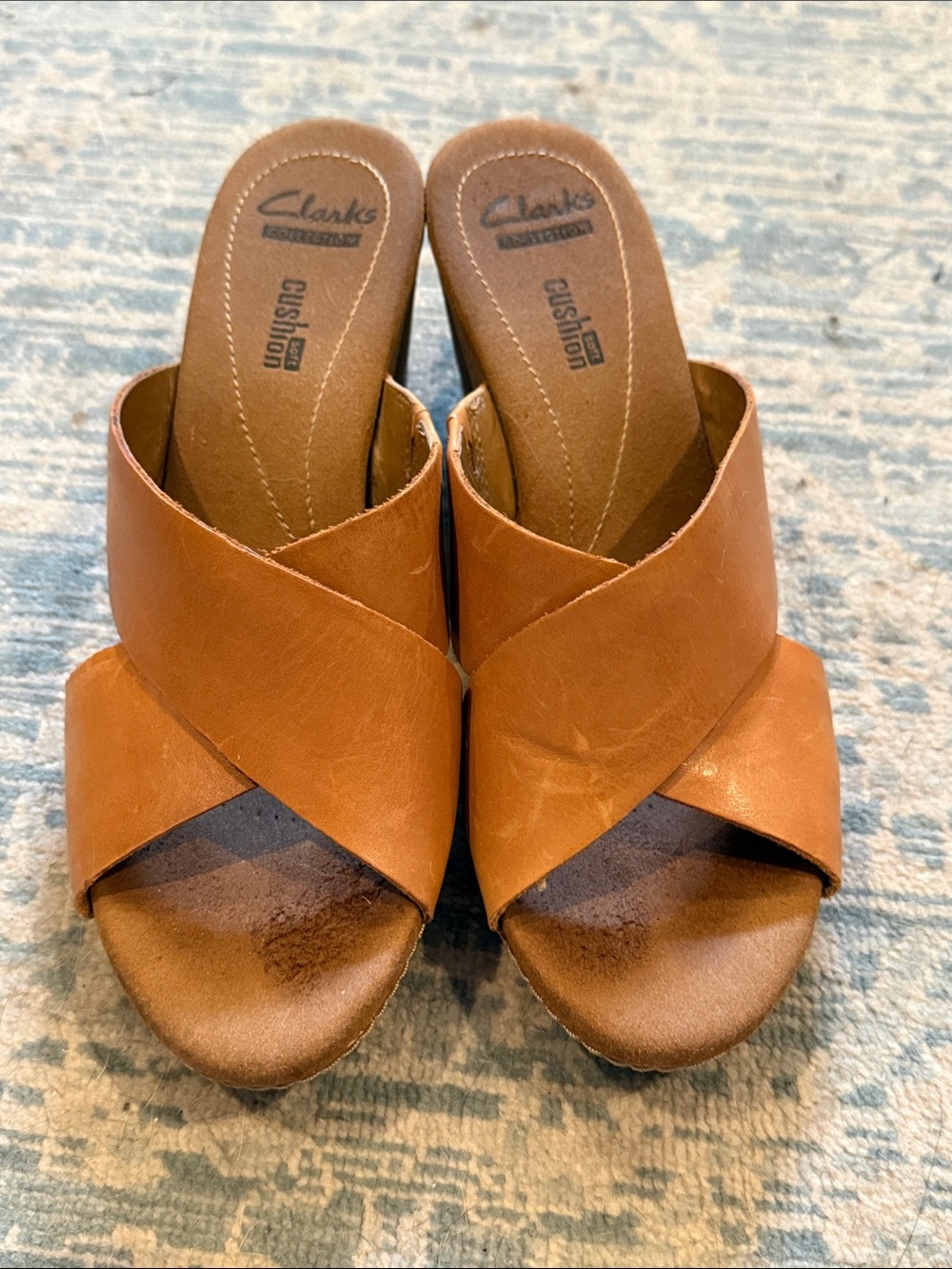 Clarks Women’s Brown Leather Crossover Mule Sandals